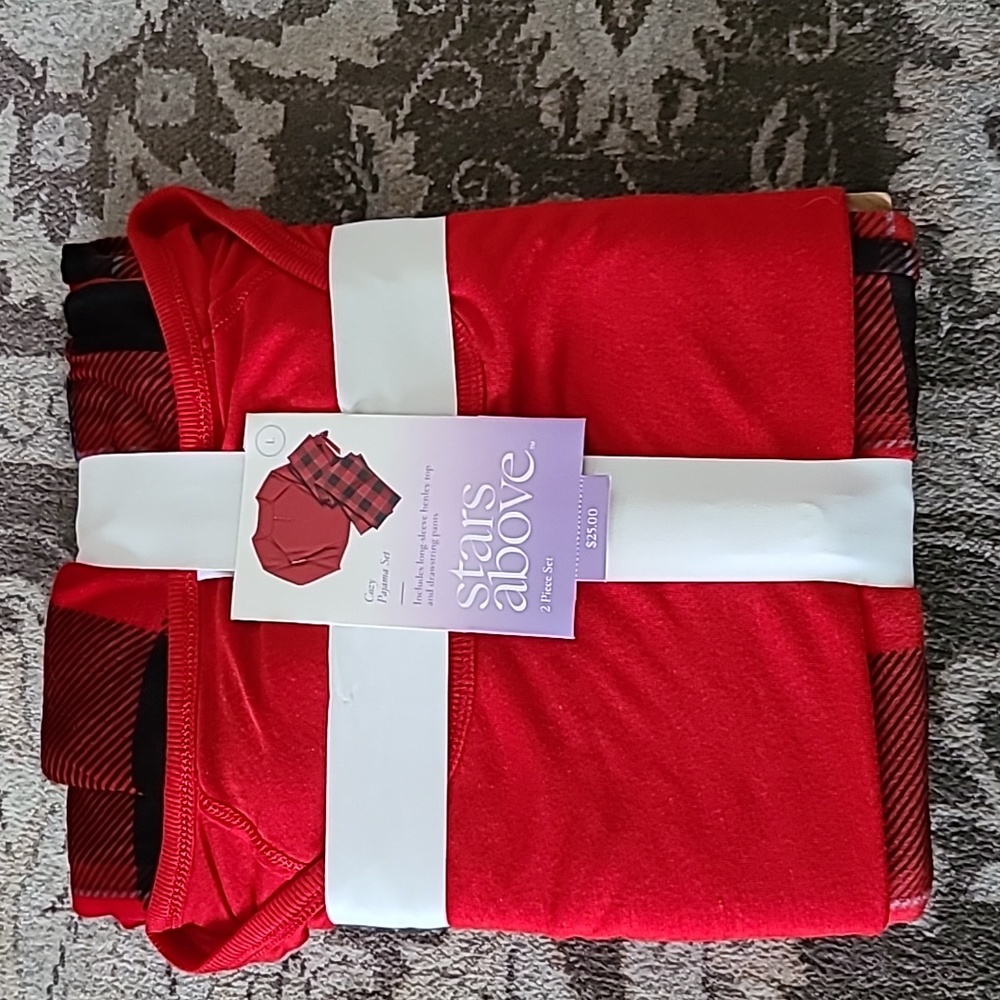 Stars Above Cozy Pajama Set, Size L, Red color